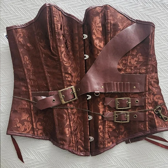 Steampunk/ Pirate Corset with Buckle Details - Picture 3 of 10